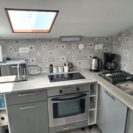 Apartments Anica โรวีน ภายนอก รูปภาพ
